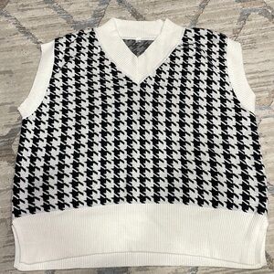 Sweater vest in size small